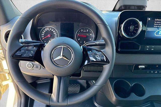 New 2026 Pebble Gray Mercedes-Benz  image 38