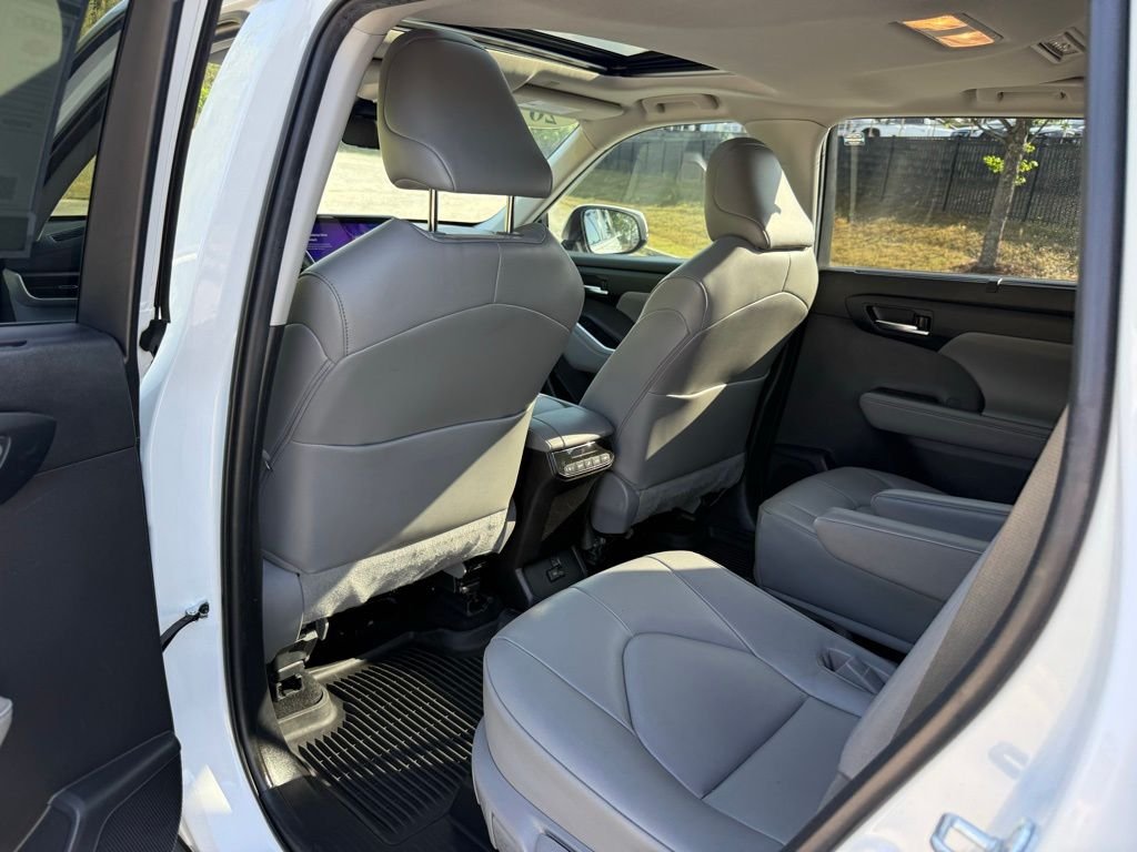 Used 2023 Beige Toyota XLE image 26