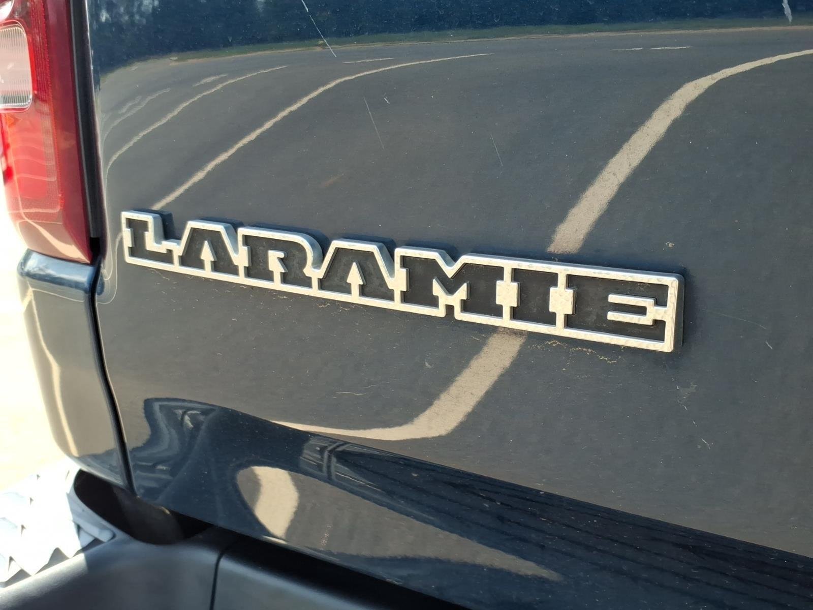 Used 2021 Patriot Blue Pearlcoat Ram Laramie image 20
