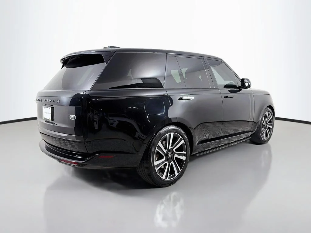 Certified Used 2023 Santorini Black Metallic Land Rover SE image 5