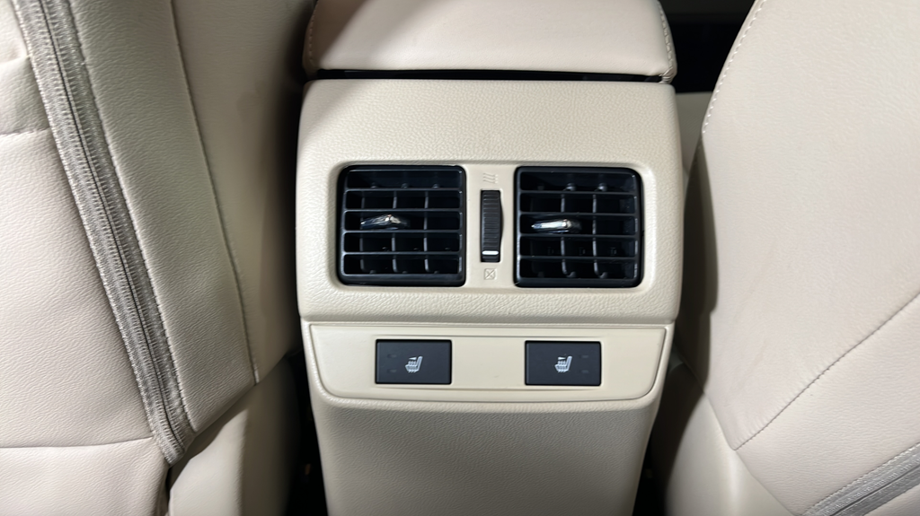 Used 2016 Crystal White Pearl Subaru 3.6R image 37