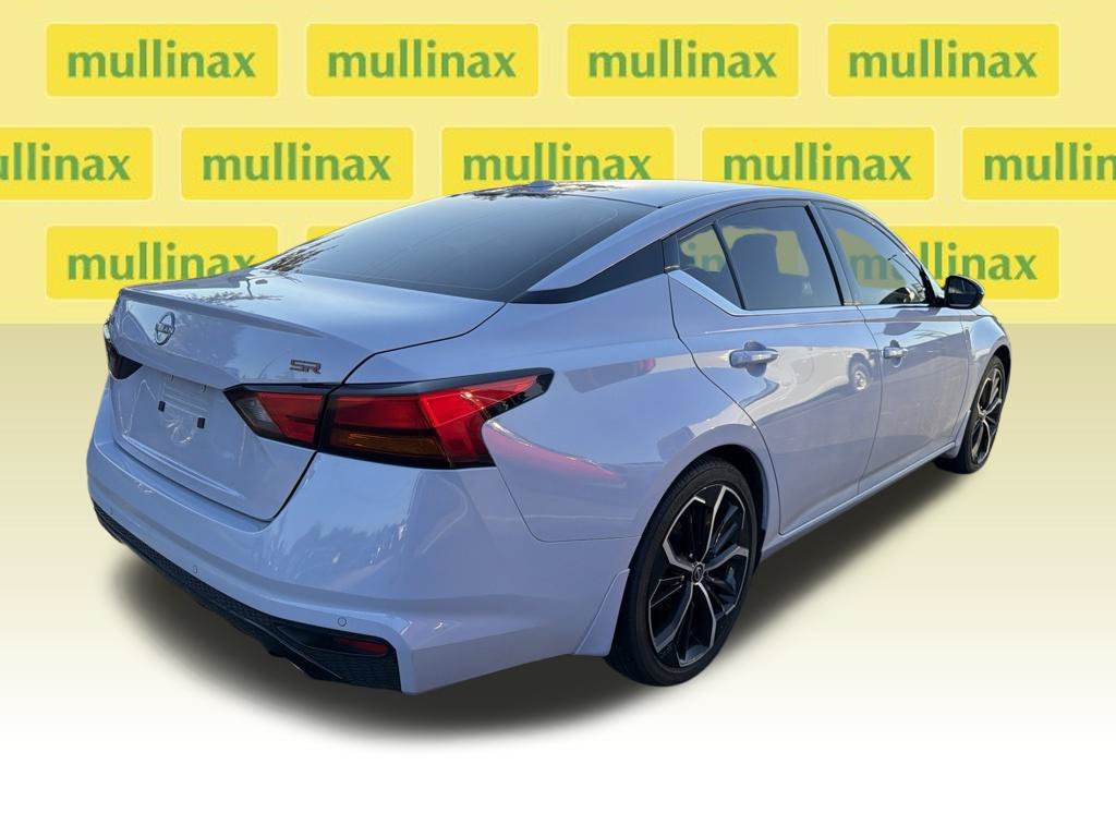 Used 2024 Gray Nissan 2.5 SR image 8