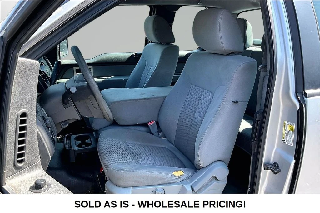 Used 2011 Silver Ford XL image 21