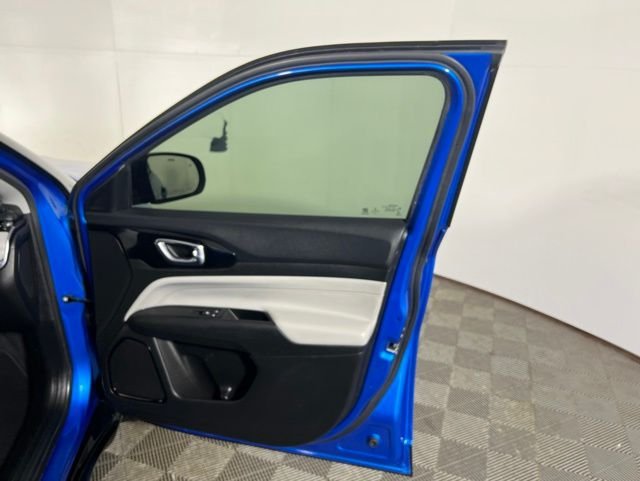 Certified Used 2022 Blue Jeep Limited image 23