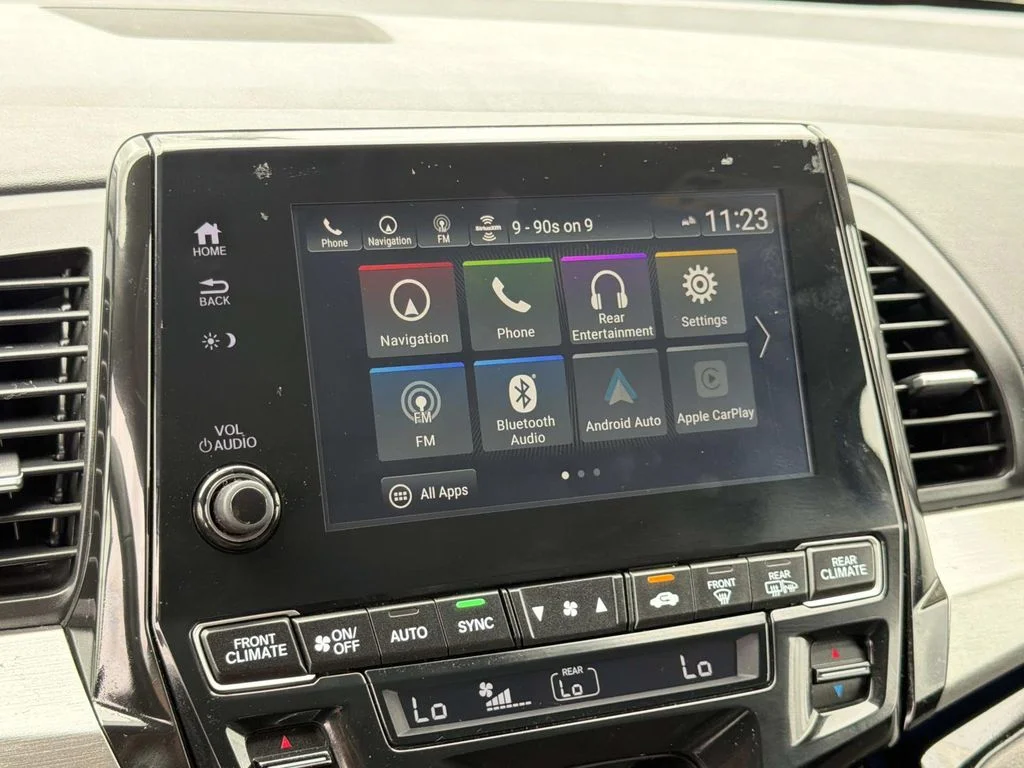 Used 2019 Pacific Pewter Metallic Honda Elite image 13