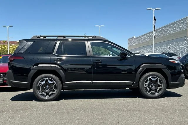 New 2026 CRYSTAL BLACK SILICA Subaru Touring image 3