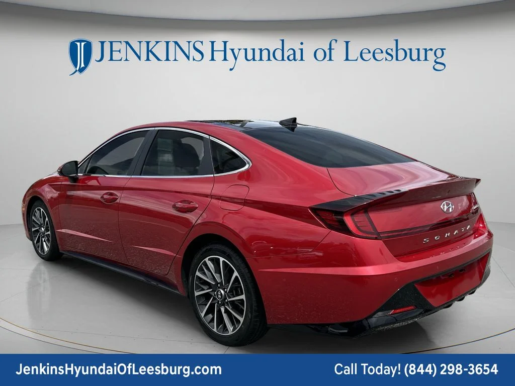 Used 2020 Red Hyundai Limited image 7