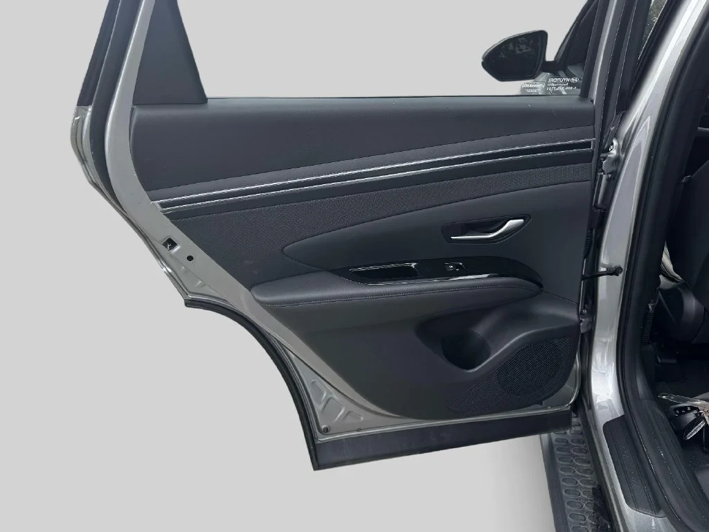 Used 2024 Silver Hyundai XRT image 13