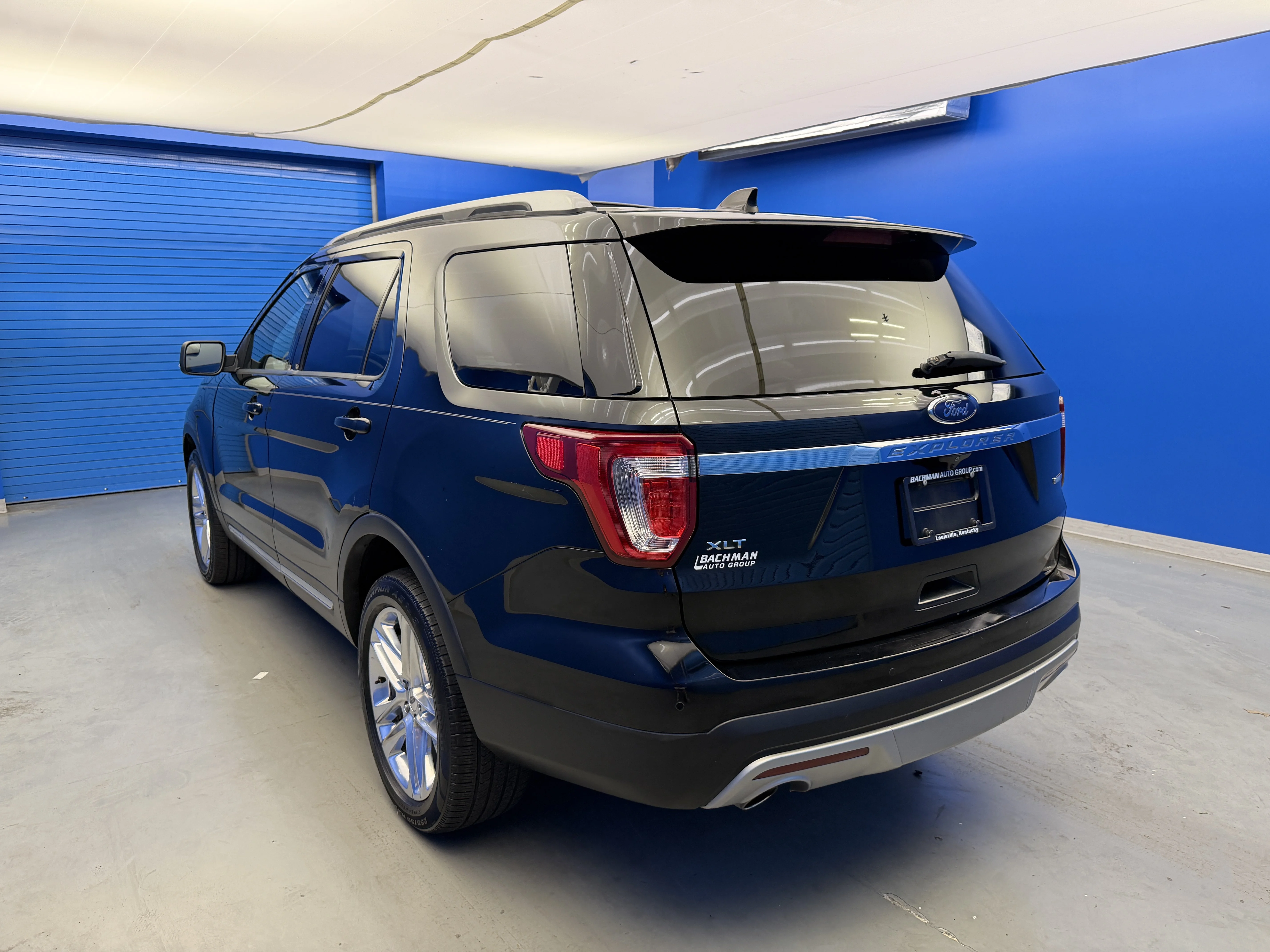 Used 2016 Shadow Black Ford XLT image 5