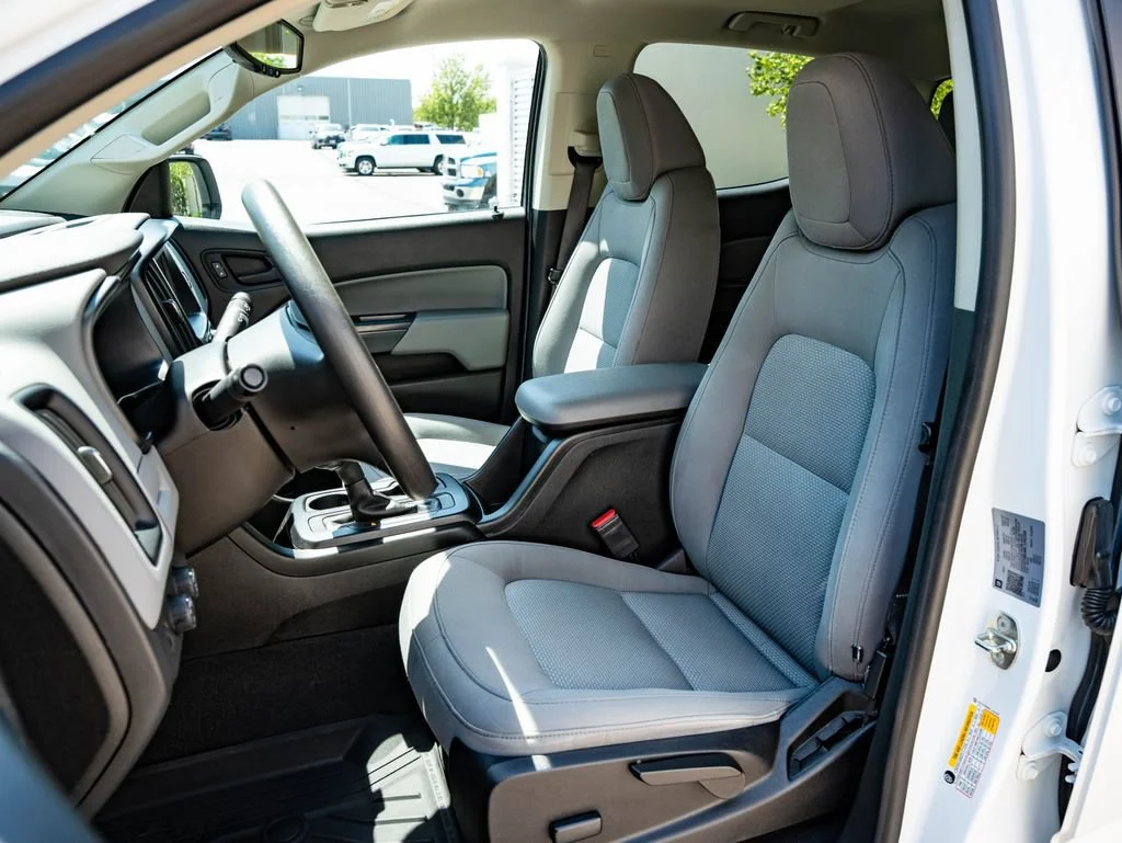 Used 2020 Summit White Chevrolet Work Truck image 21