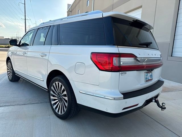 Used 2021 White Lincoln Reserve image 7