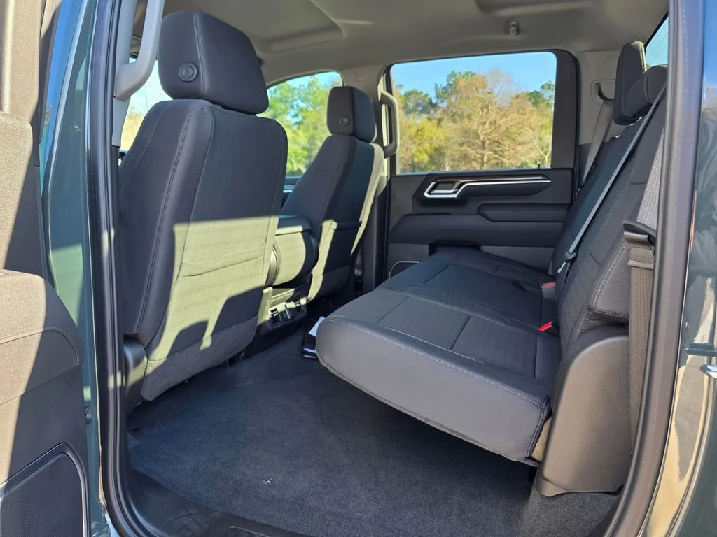 2025 Chevrolet Silverado 2500 HD LT - Photo 18