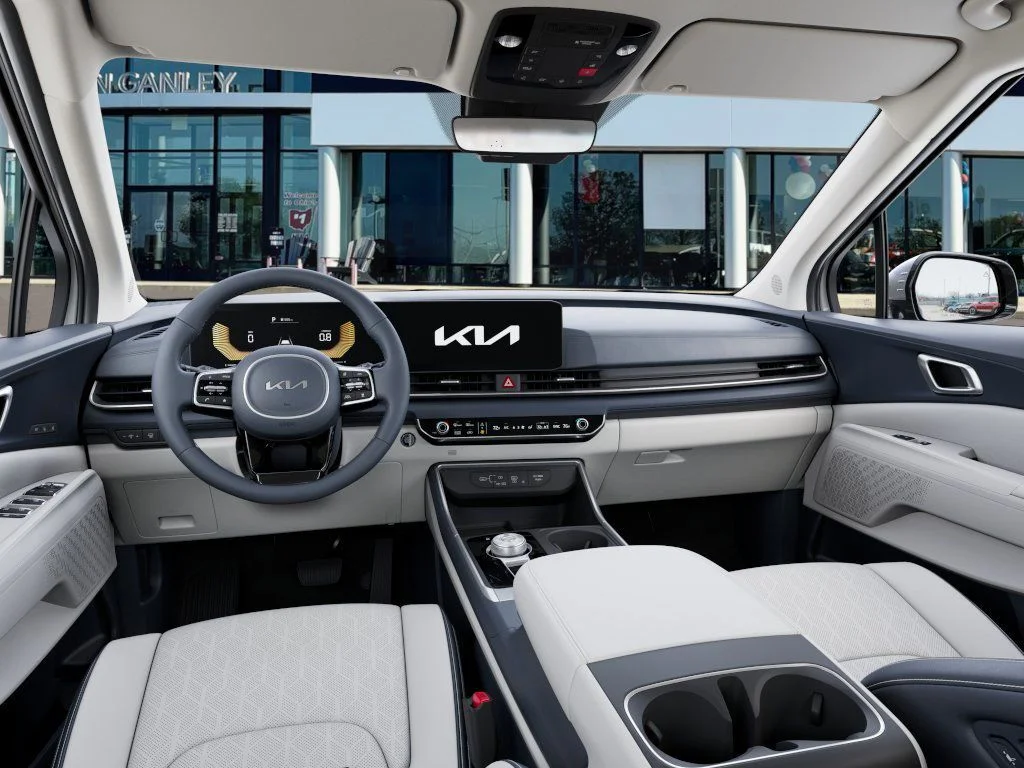 New 2026 Snow White Pearl Kia EX image 14