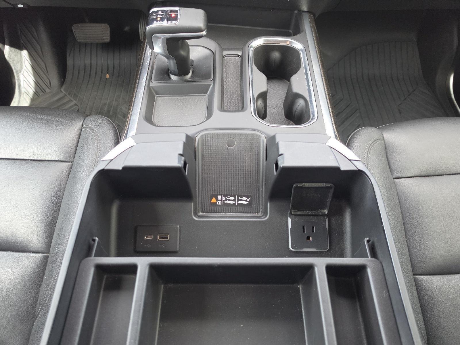 Used 2023 Northsky Blue Metallic Chevrolet RST image 43