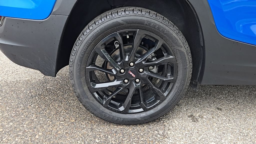 Used 2024 Blue GMC SLE image 36