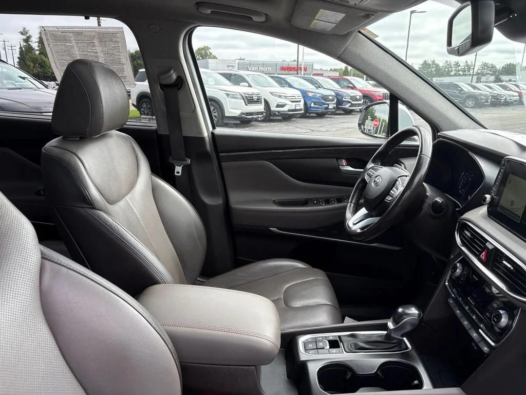 Used 2020 Quartz White Hyundai Limited image 35