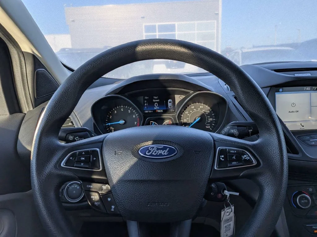 Used 2018 Oxford White Ford SE image 20