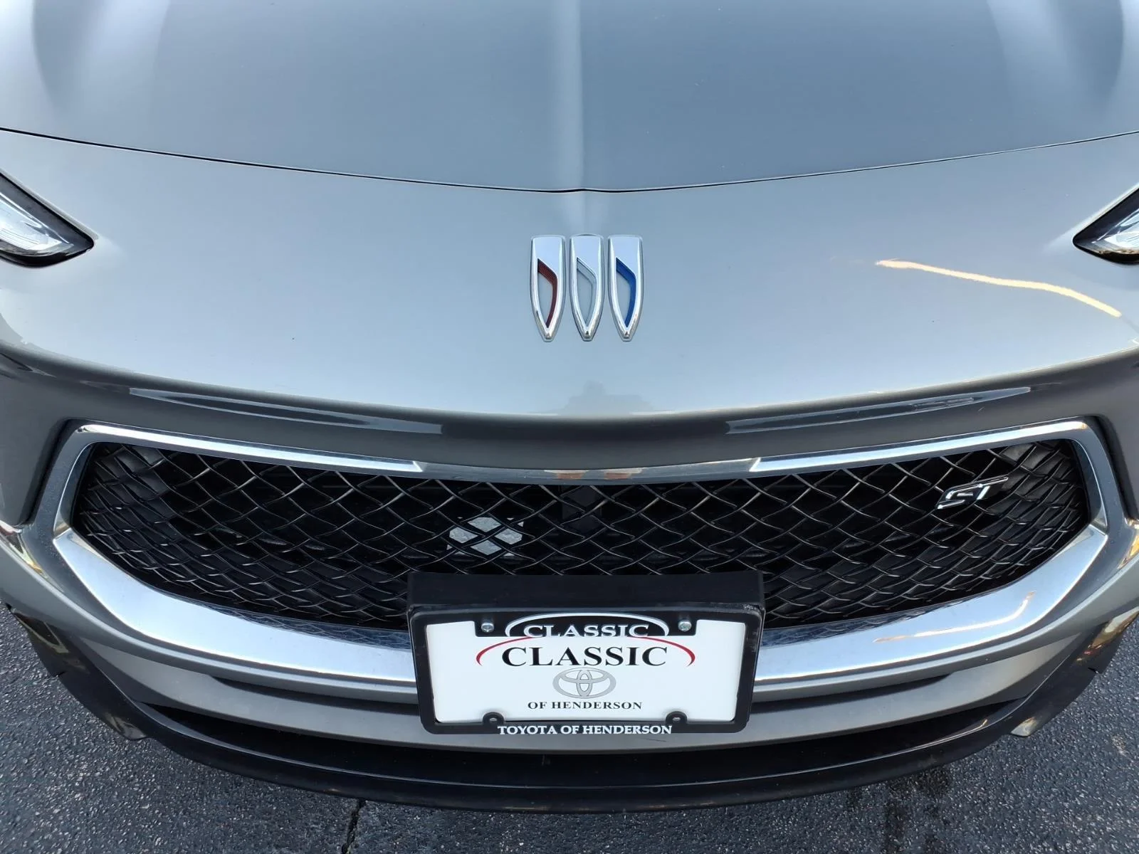 Used 2024 Moonstone Gray Metallic Buick Sport Touring image 12
