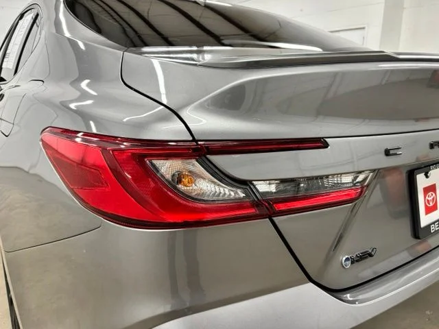 Used 2025  Toyota SE image 7