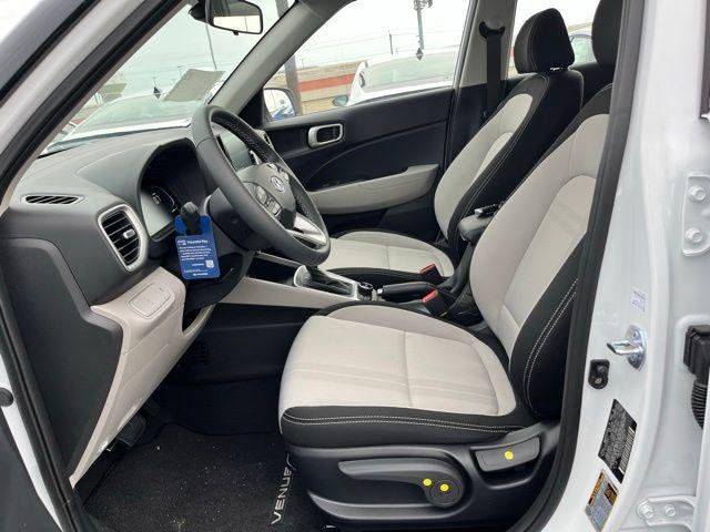 New 2026 White Hyundai SEL image 15
