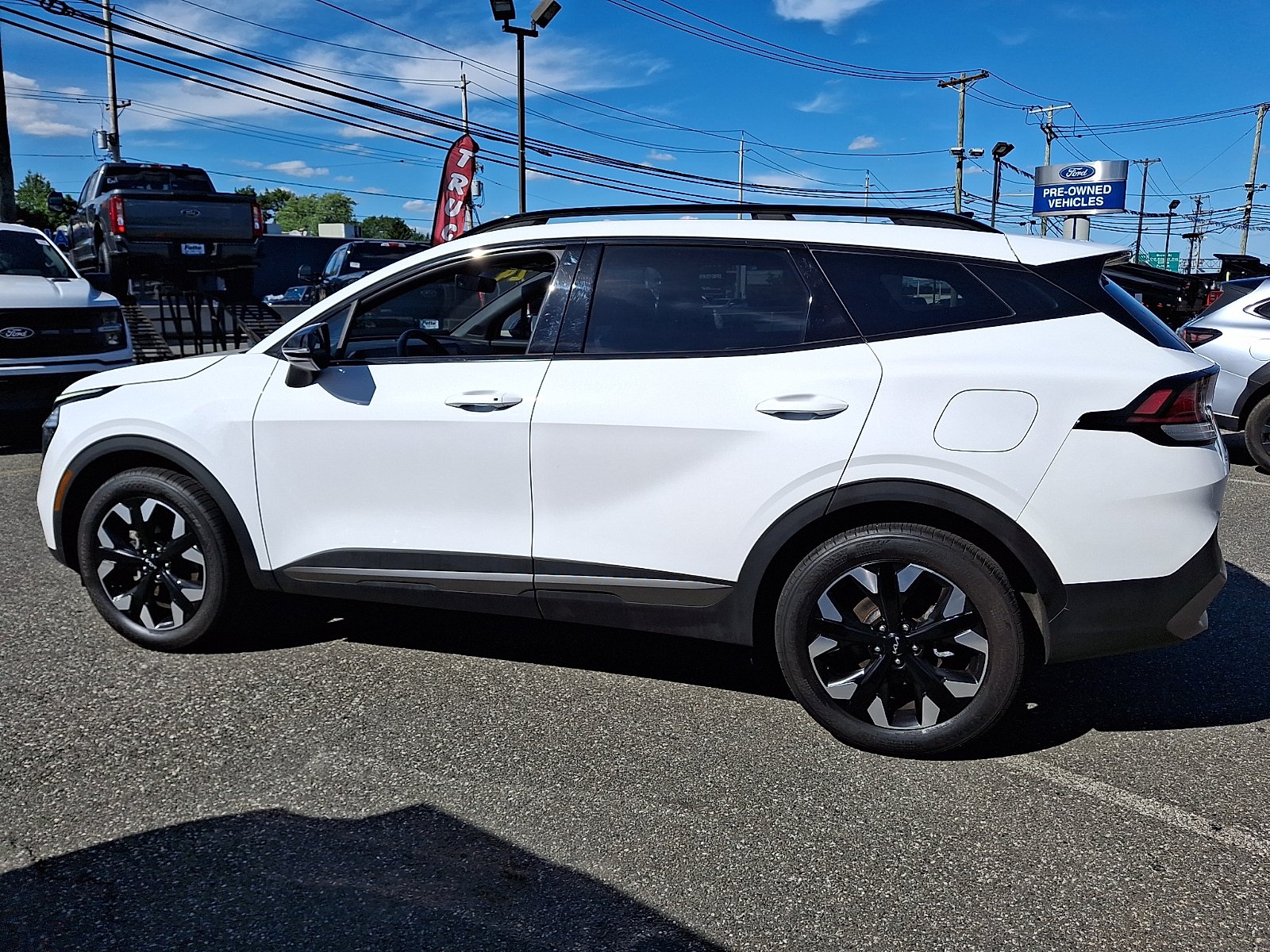 Used 2024 Glacial White Pearl - GWP Kia X-Line image 7