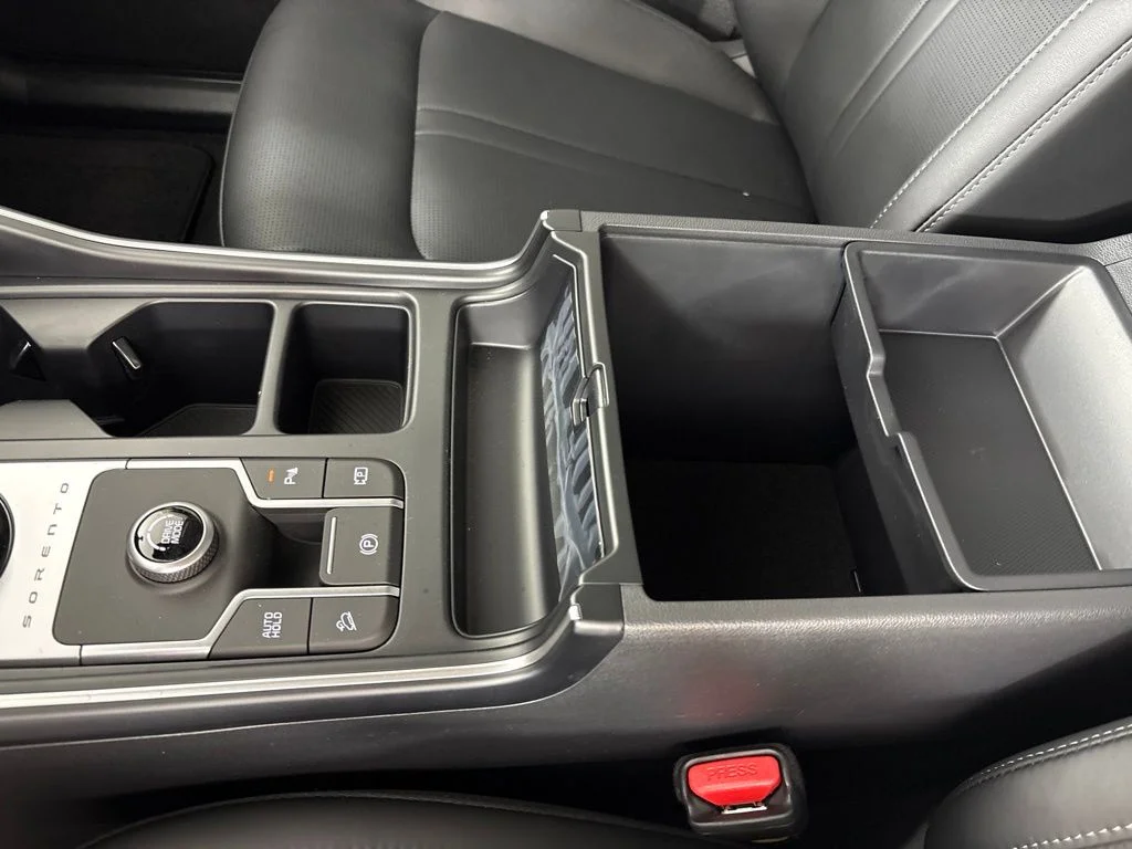 New 2026 Snow White Pearl Kia EX image 45