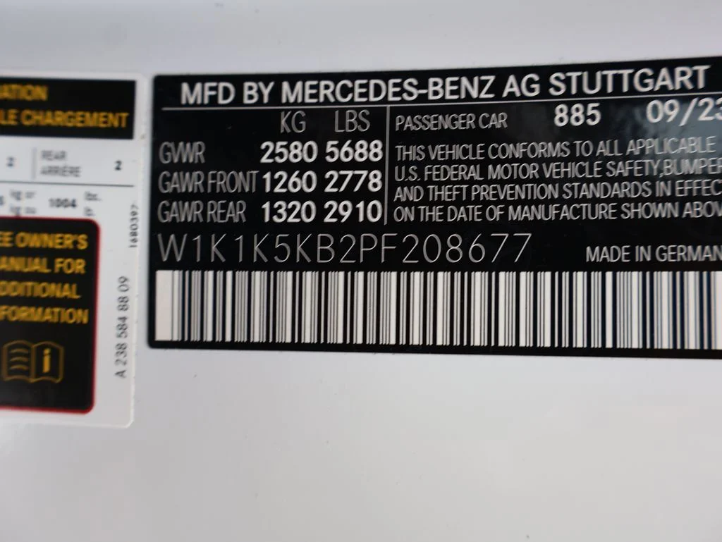Used 2023 MANUFAKTUR Moonlight White Mercedes-Benz E 450 image 43