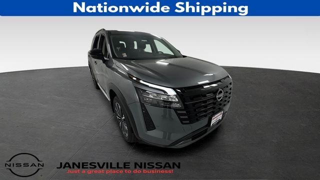 2026 Nissan Pathfinder Platinum 4WD's photo