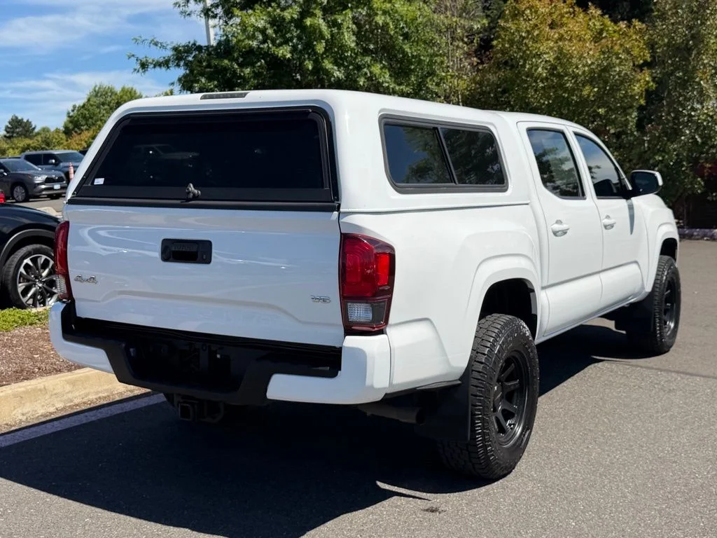Used 2022 White Toyota SR image 7