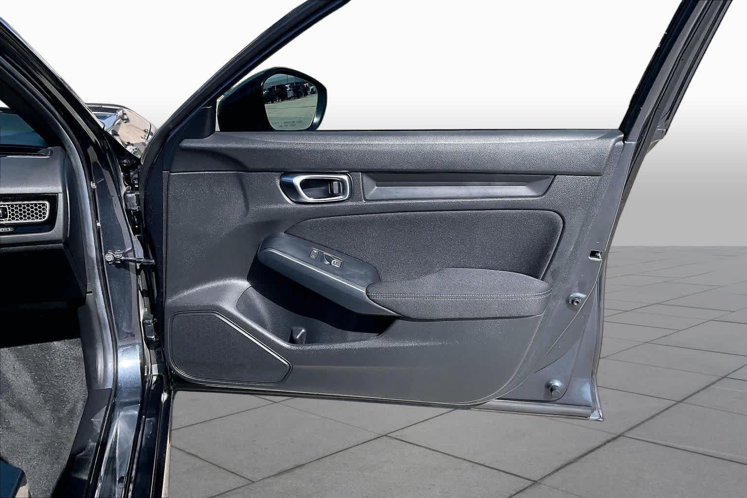 Used 2025 Meteorite Gray Metallic Honda Sport image 22