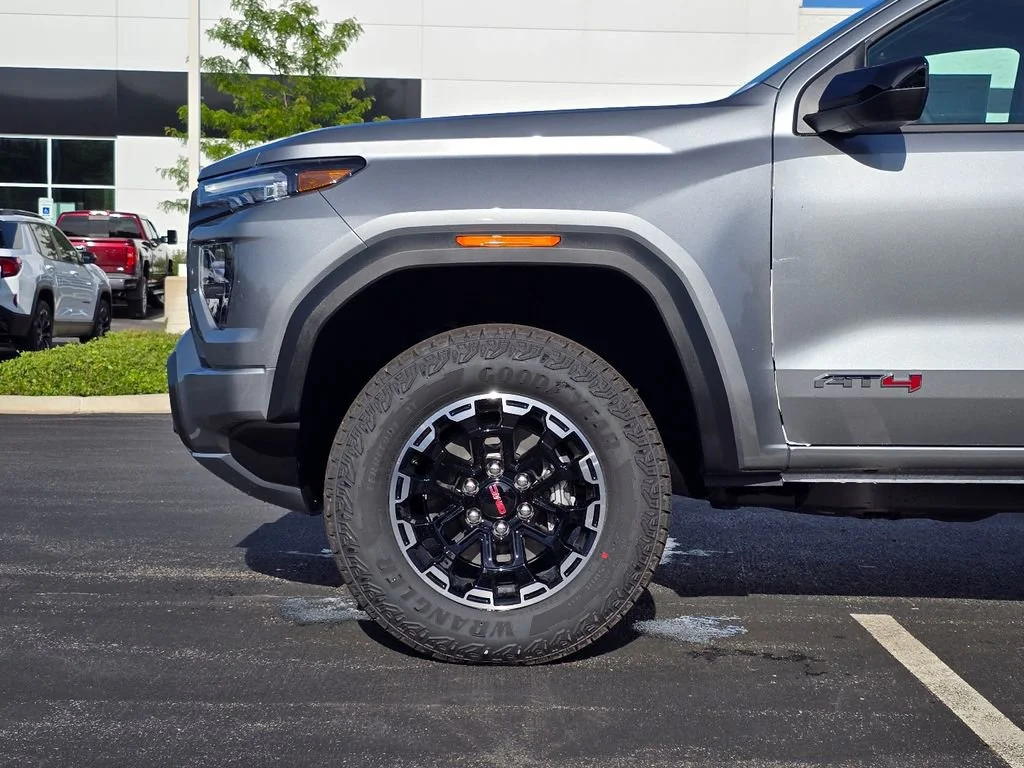 New 2026 Sterling Metallic GMC AT4 image 32