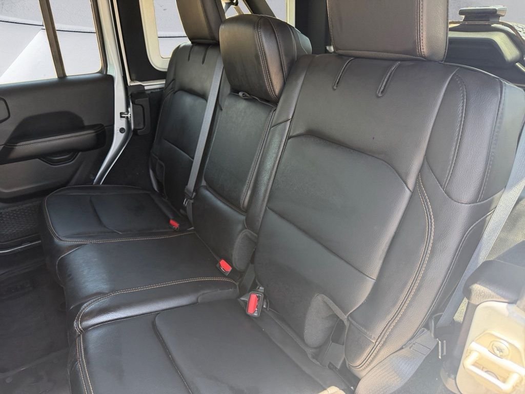 Certified Used 2024 Silver Jeep Sahara image 19