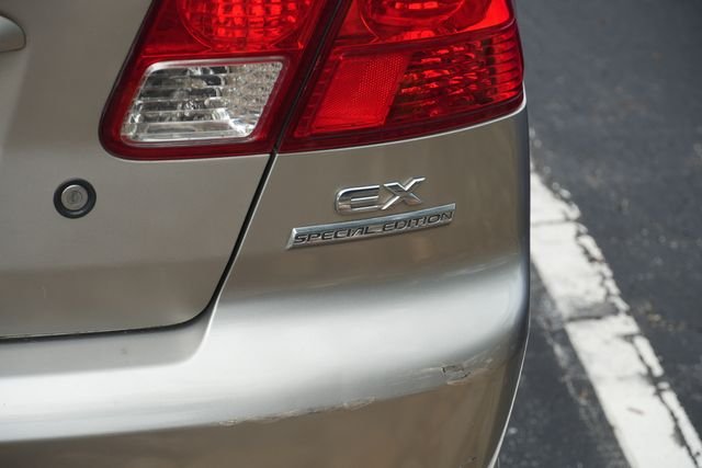 Used 2005  Honda EX image 11