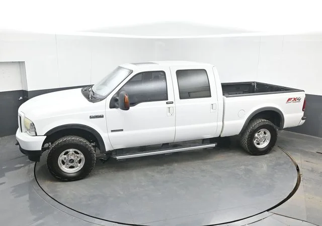 Used 2004 Beige Ford XLT image 34