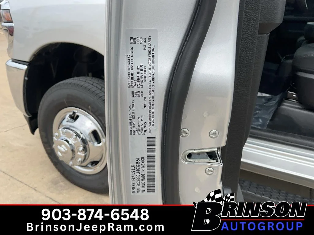 New 2026 Silver-Zynith Exterior Paint RAM Tradesman image 18