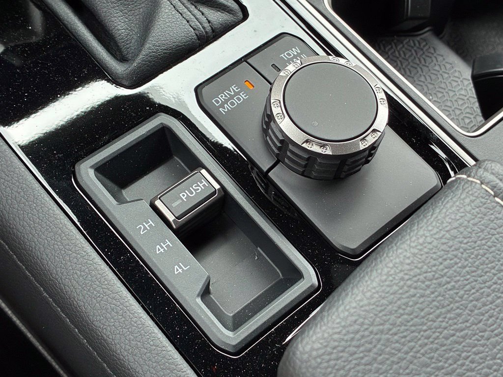 Used 2026  Toyota Limited image 33
