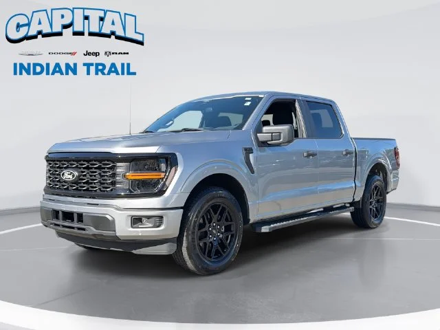 Used 2024 Silver Ford XLT image 1