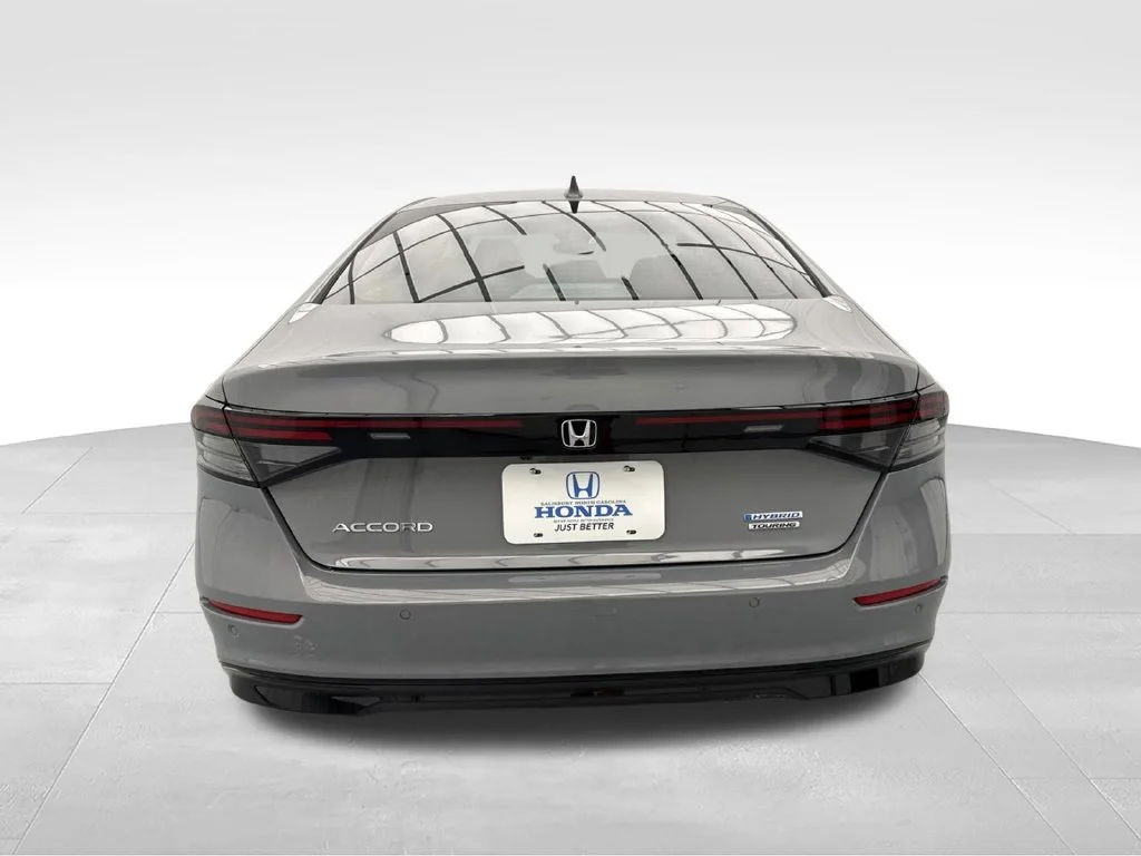 New 2026 Urban Gray Pearl Honda Touring image 7