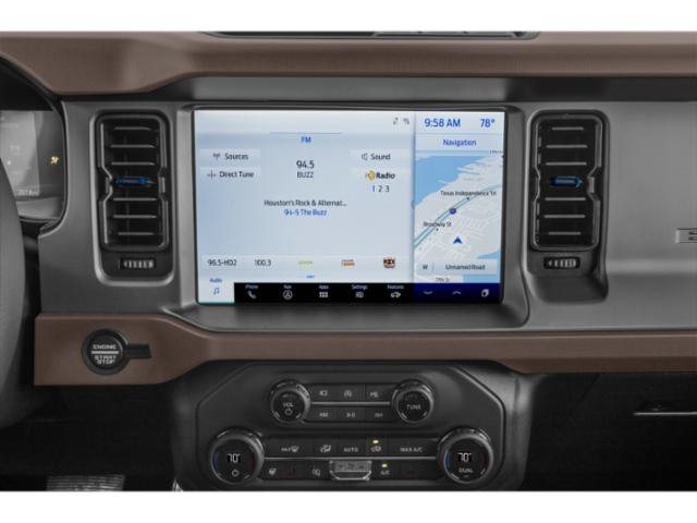 Used 2021  Ford  image 10