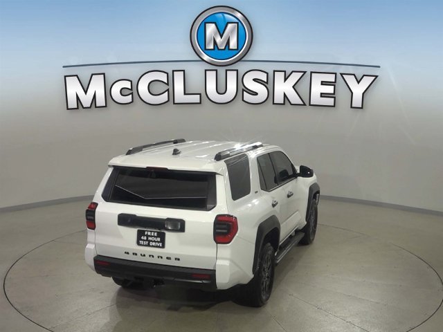 2025 Toyota 4Runner SR5 - Photo 6