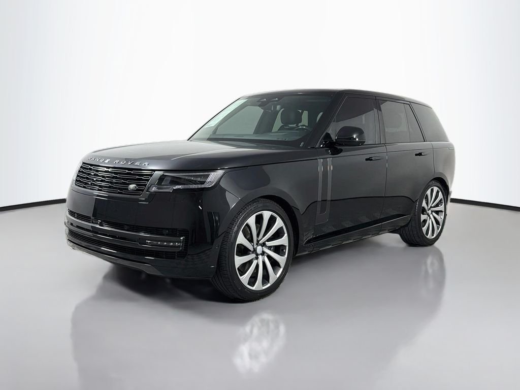 Certified Used 2025  Land Rover SE image 1