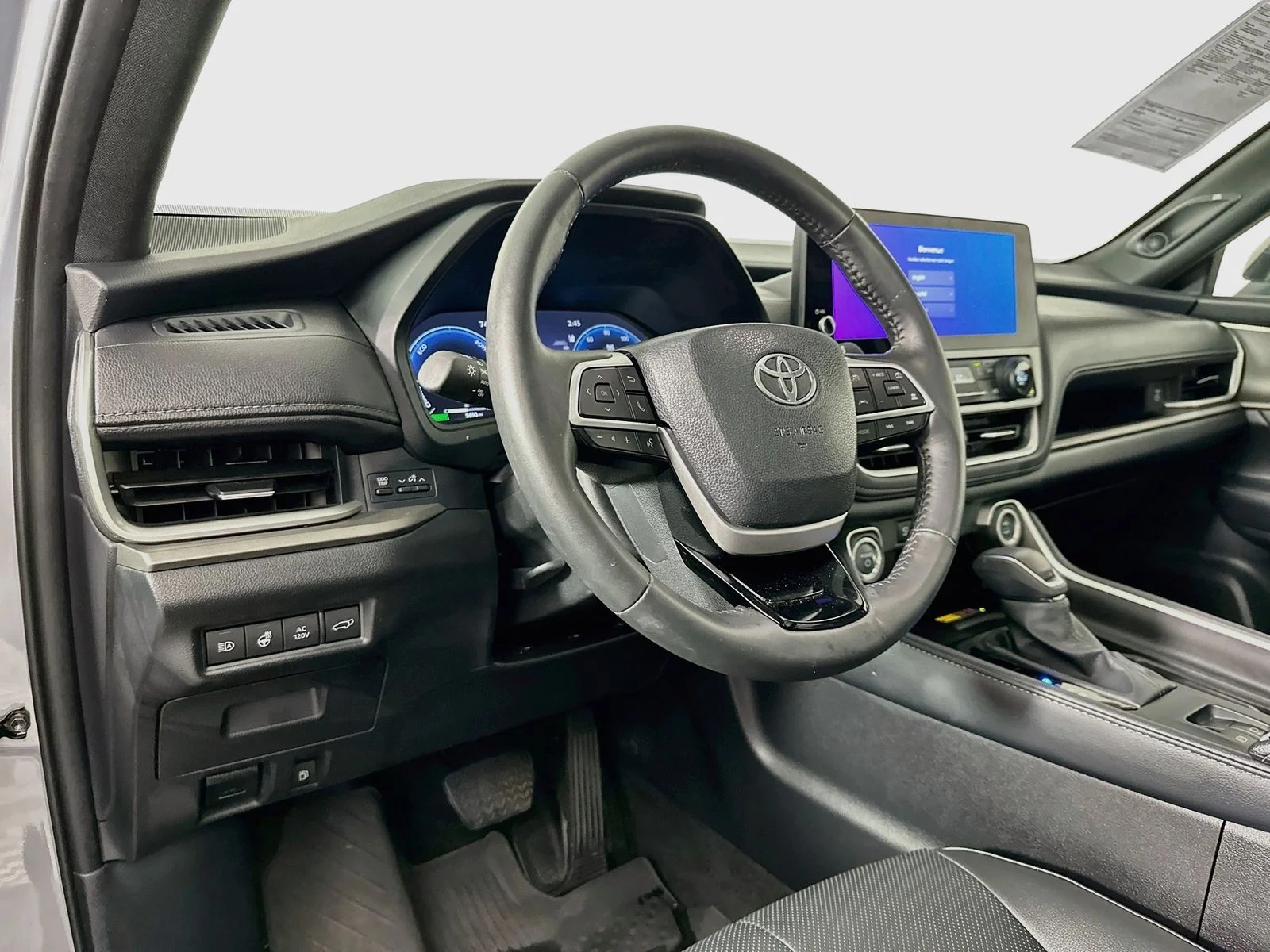 Used 2025  Toyota Nightshade Edition image 9