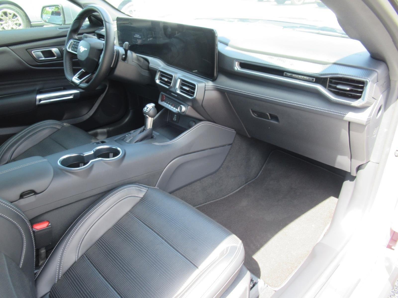 2025 Ford Mustang GT Premium Fastback - Photo 12