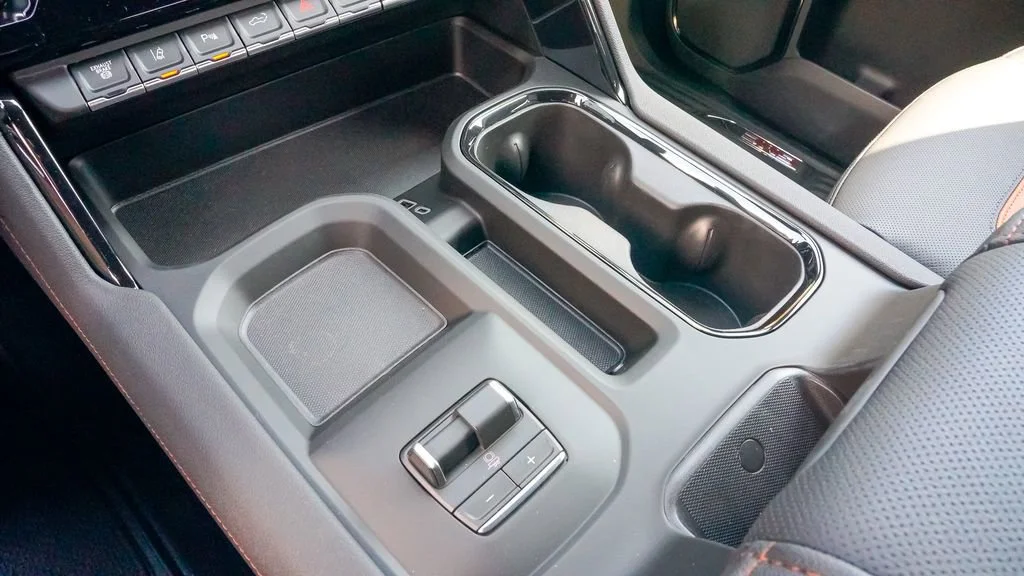 2026 GMC Sierra 2500HD AT4 - Photo 16
