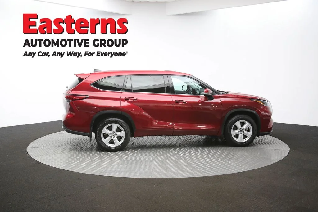 Used 2022 Red Toyota LE image 44