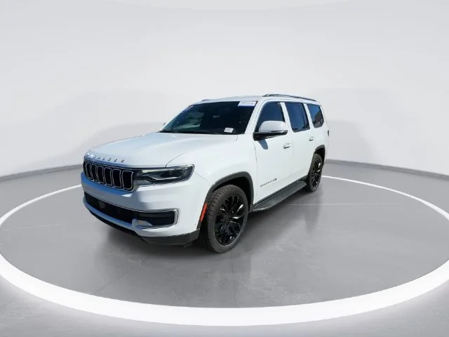 Used 2022 White Jeep Series II image 3