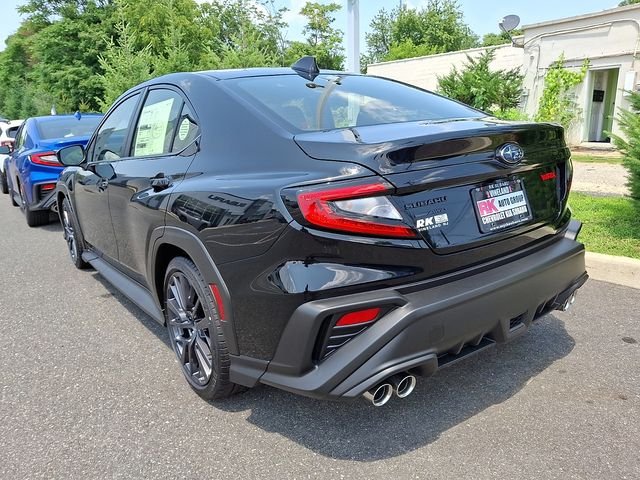 New 2026 CRYSTAL BLACK SILICA Subaru Base image 10