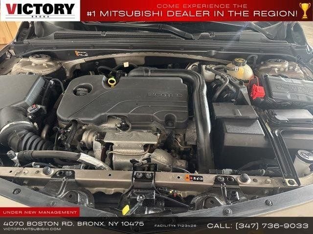 Used 2022 Gray Chevrolet LT image 28