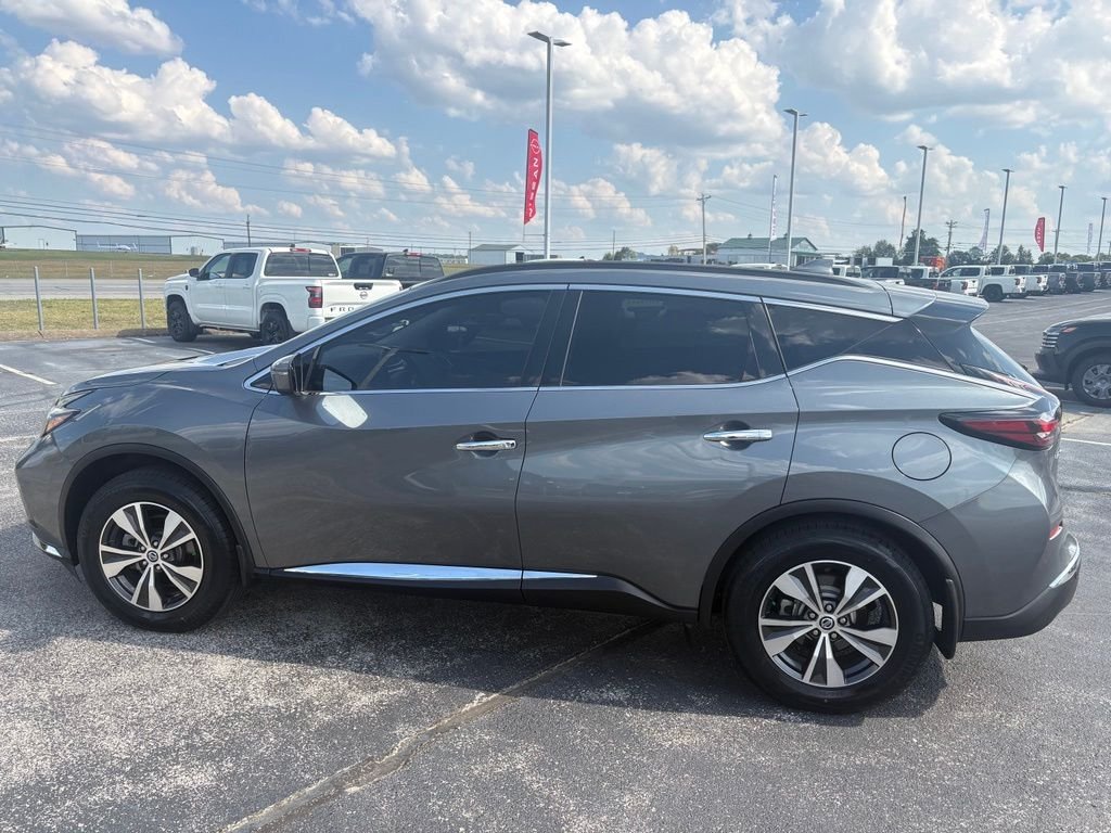 Used 2020 Gray Nissan SV image 8