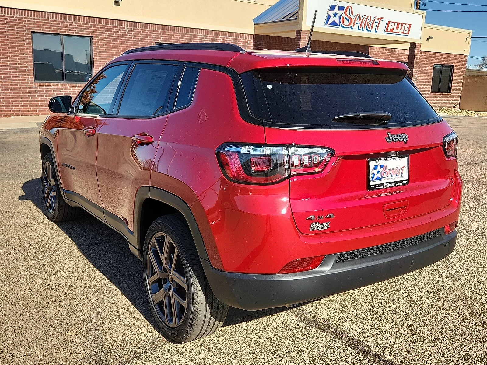 New 2026 PR6 Red Hot Pea Jeep LATITUDE ALTITUDE 4X4 image 3